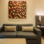 Le Chabrol Hotel&Suites