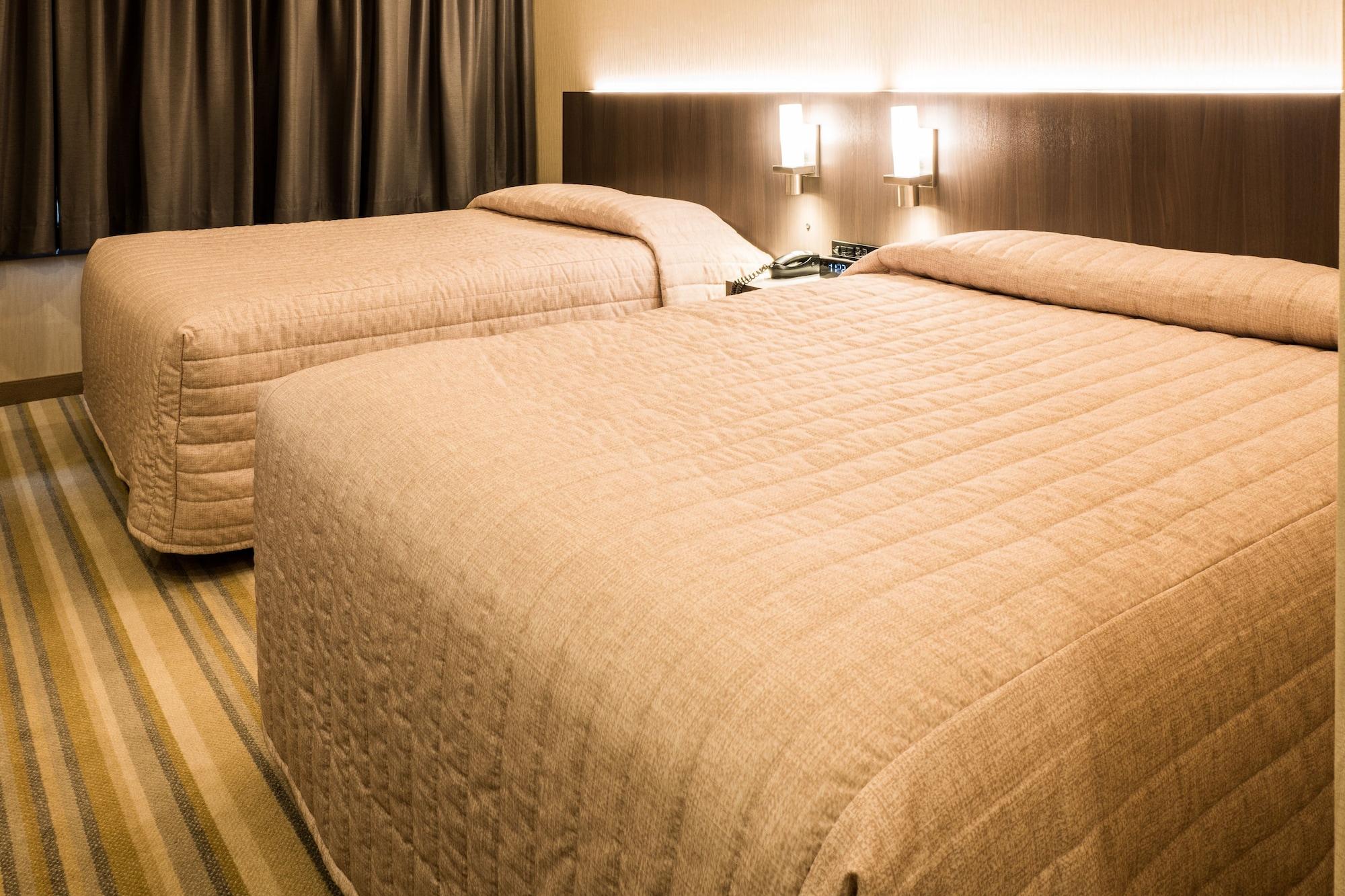 Le Chabrol Hotel&suites Hotel