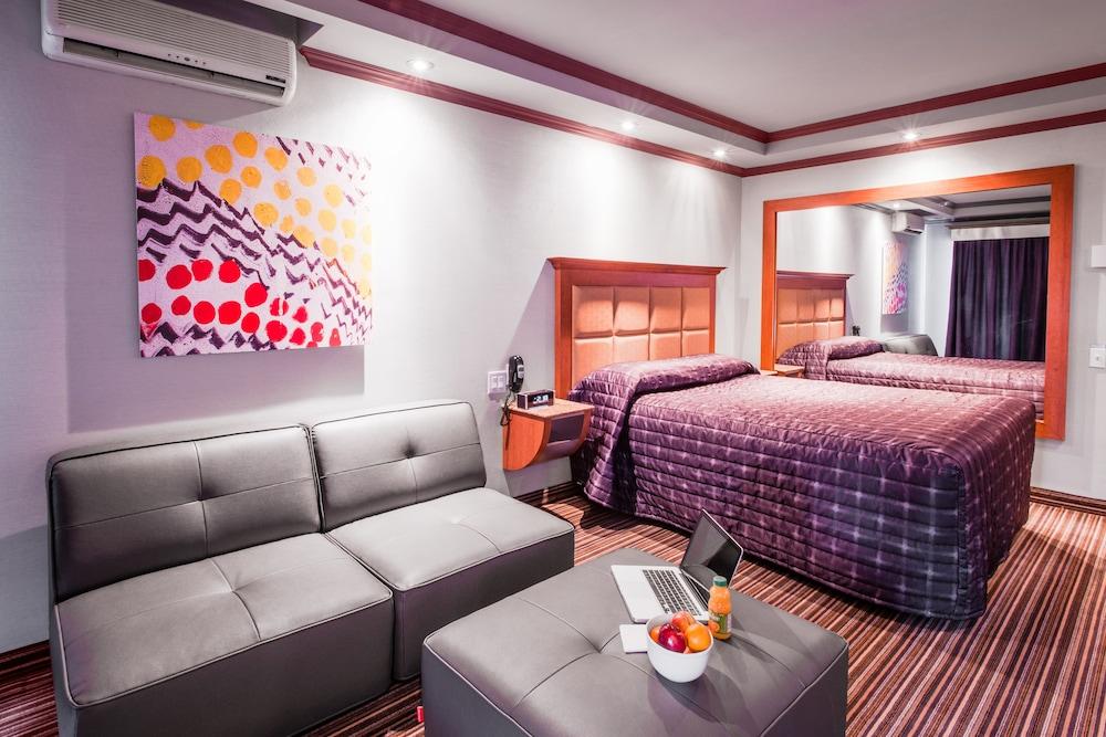 Hotel Le Chabrol Hotel&suites 3*